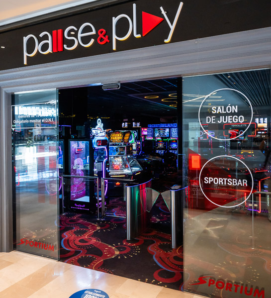 Pause & Play