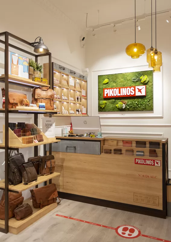 Pikolinos